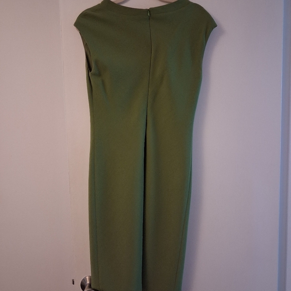 Max Mara Green Sheath Dress With Belt - Picture 15 of 15